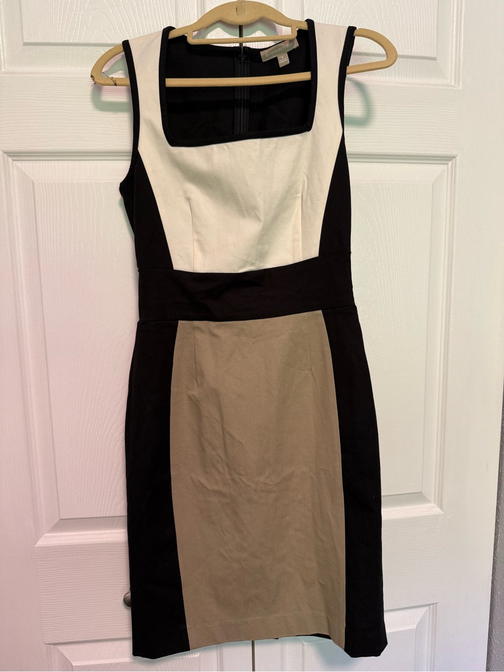 Banana Republic Black, White & Tan Colorblock Sheath Dress